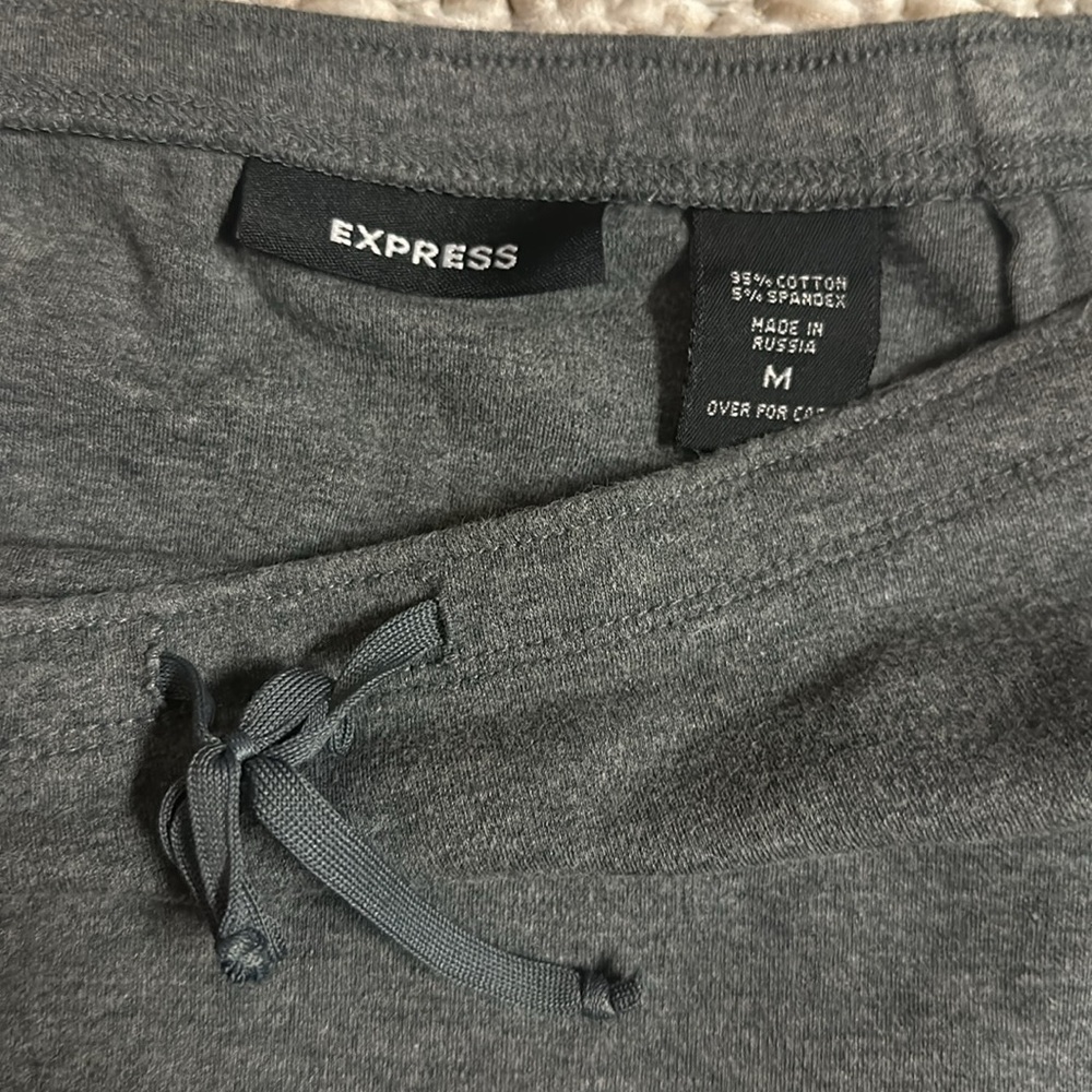 Express mini skirts set of 2 - Picture 7 of 7